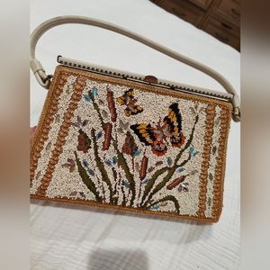 Beautiful Vintage beaded purse 😍👜👛